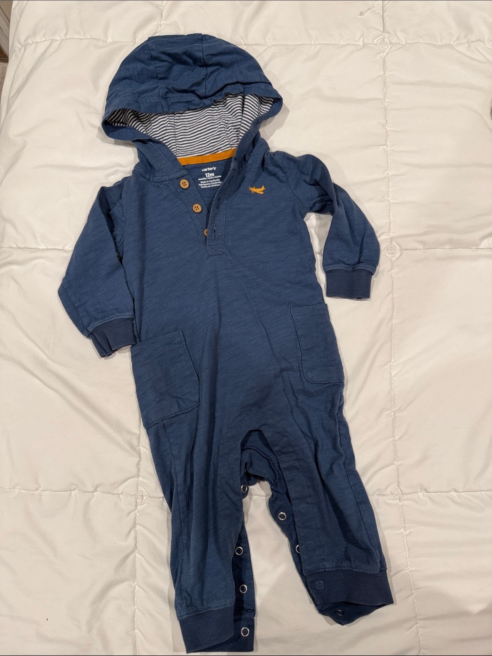 New without tag Carter's Blue Hooded Snap-Front One-Piece Romper